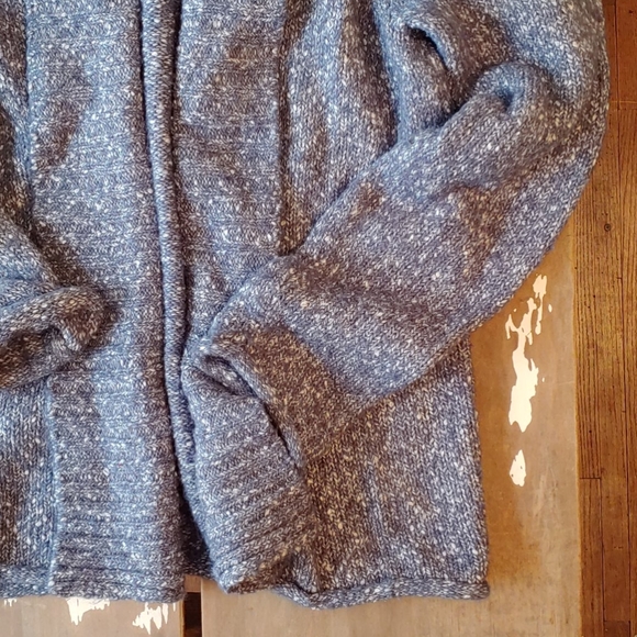 Ultra Fuzzy Wrap Up Saturday Anything Cardigan - Picture 10 of 16